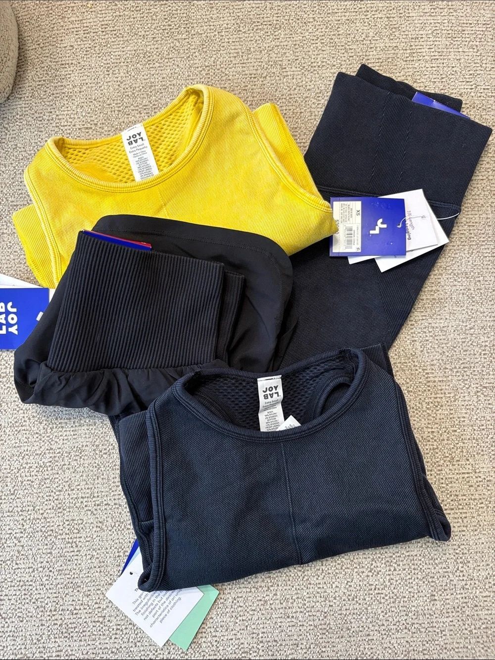 NWT JoyLab Black & Yellow Performance Four Piece Set Size XS